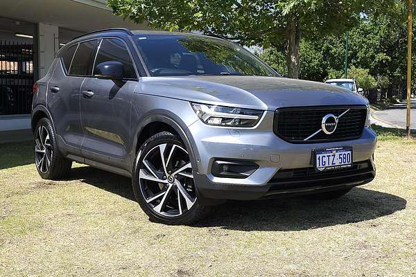 2019 Volvo XC40 T5 R-Design