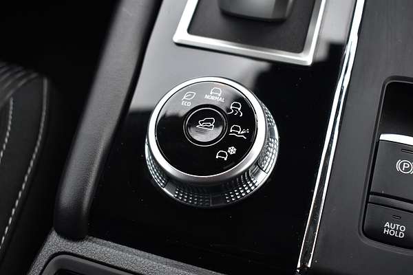 2024 Mitsubishi Outlander ES ZM