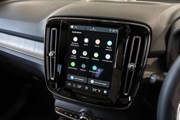 2025 Volvo EX40 Ultra Single Motor Extended Range