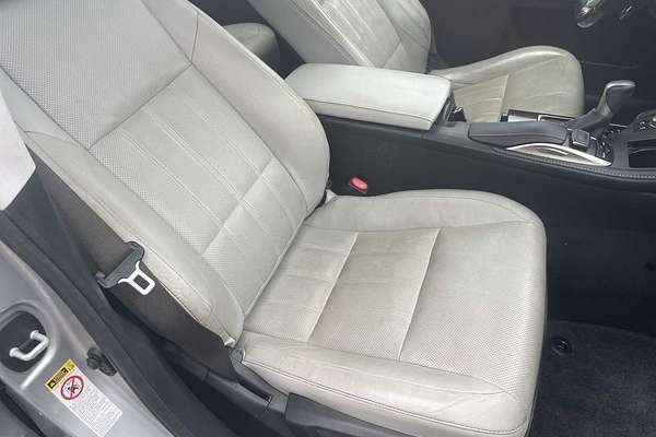 2016 Lexus ES Hybrid