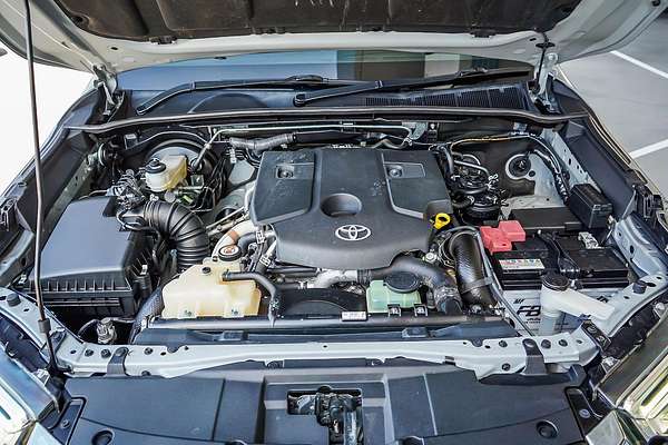 2021 Toyota Hilux SR5 GUN126R 4X4