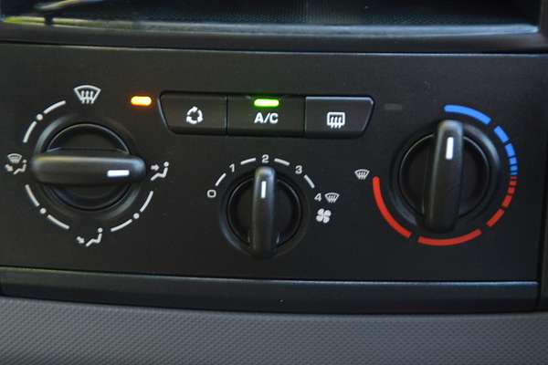 2012 Peugeot Partner L2 B9P