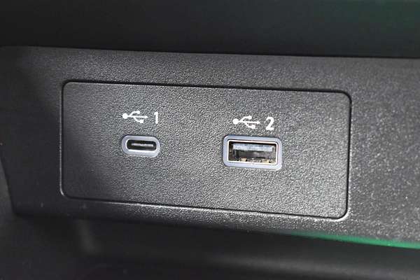2024 Mitsubishi Outlander ES ZM