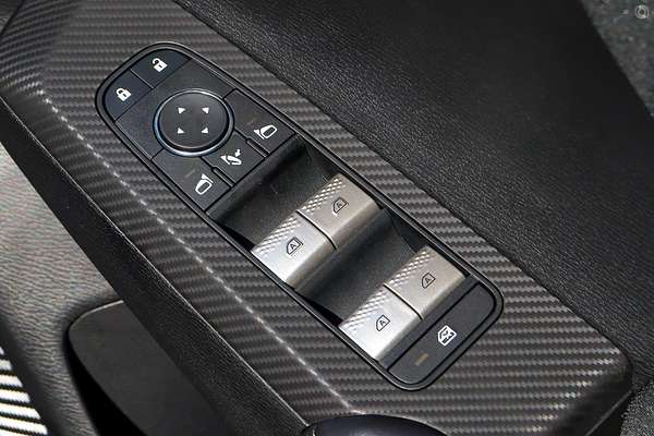 2025 Mitsubishi Outlander LS ZM