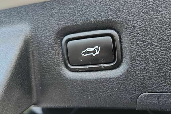 2018 Hyundai Santa Fe Elite TM