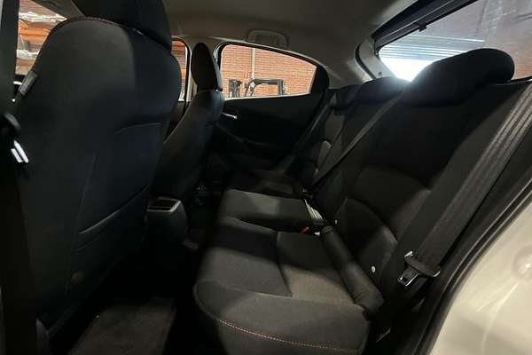 2025 Mazda 2 G15 Evolve DJ Series