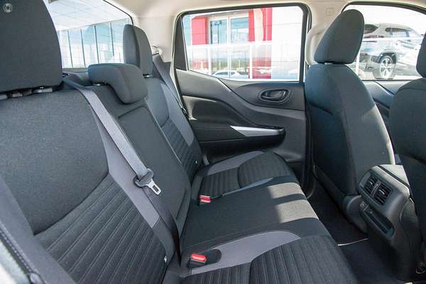 2025 Nissan Navara SL D23 4X4