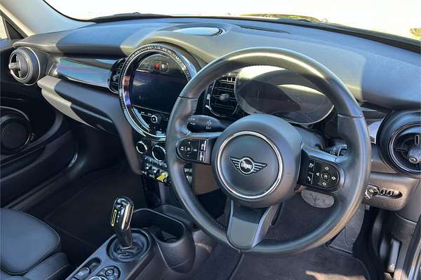 2021 MINI Hatch Cooper SE Classic F56 LCI-2