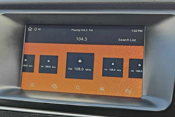 2021 LDV G10 Lift Door SV7C MY21