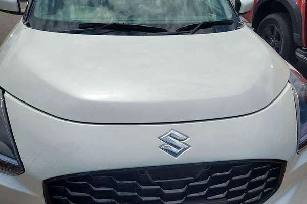 2024 Suzuki Swift Hybrid Plus UZ