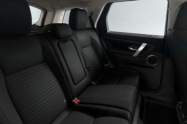 2025 Land Rover Discovery Sport P200 S L550
