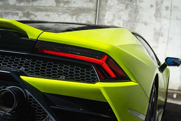 2021 Lamborghini Huracan EVO Fluo Capsule 724