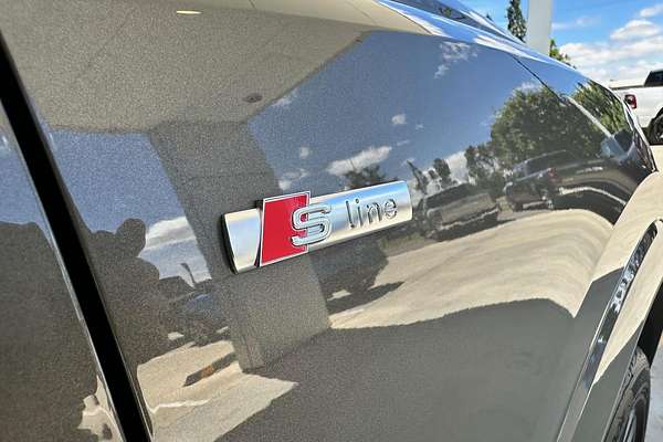 2025 Audi Q3 40 TFSI S line F3