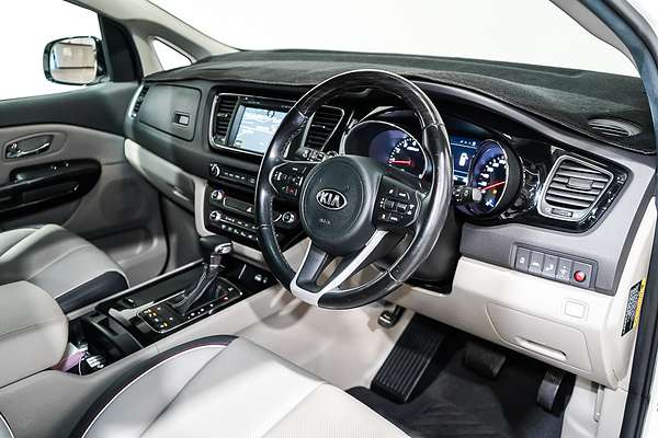 2016 Kia Carnival Platinum YP