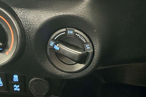 2022 Toyota Hilux SR GUN126R