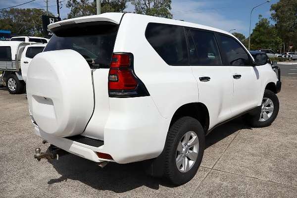 2022 Toyota Landcruiser Prado GX GDJ150R
