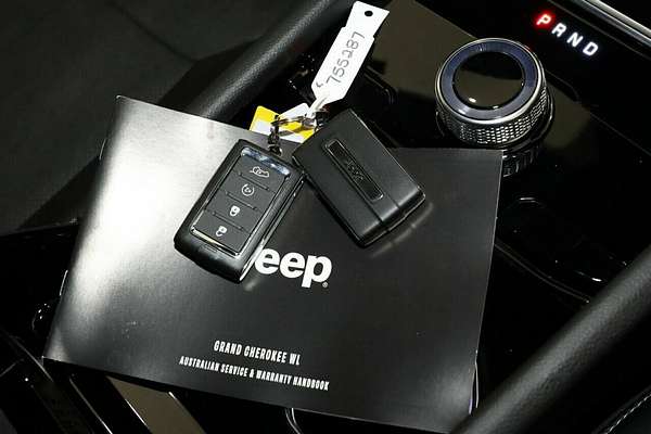 2023 Jeep Grand Cherokee Night Eagle WL