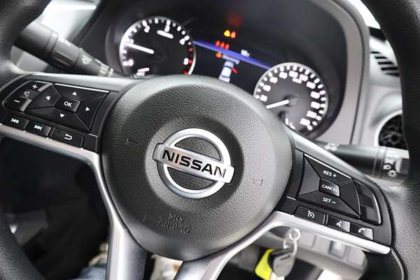 2021 Nissan Navara SL D23 Rear Wheel Drive