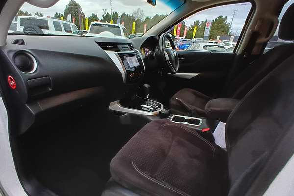2015 Nissan Navara ST D23 4X4