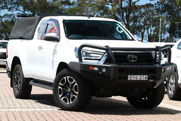 2020 Toyota Hilux SR5 GUN126R 4X4