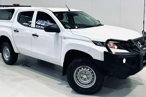 2018 Mitsubishi Triton GLX ADAS MR