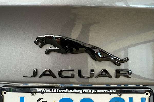 2021 Jaguar XE P300 R-Dynamic Black X760