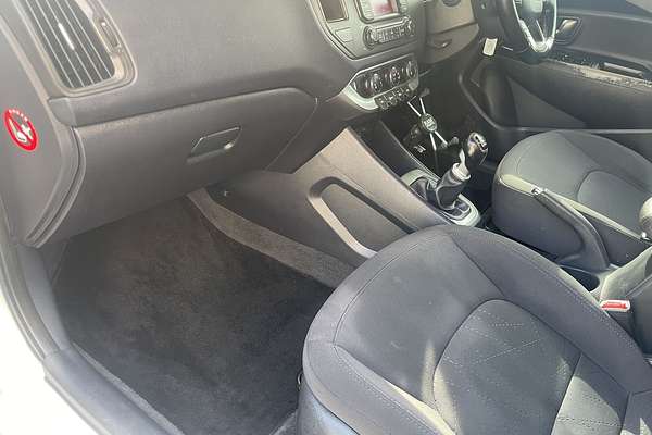 2013 Kia Rio Si UB