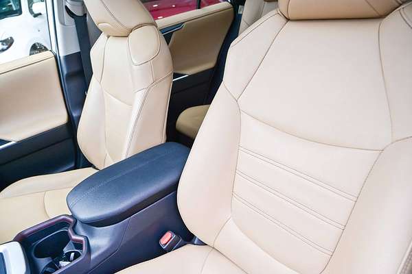 2020 Toyota RAV4 Cruiser AXAH52R