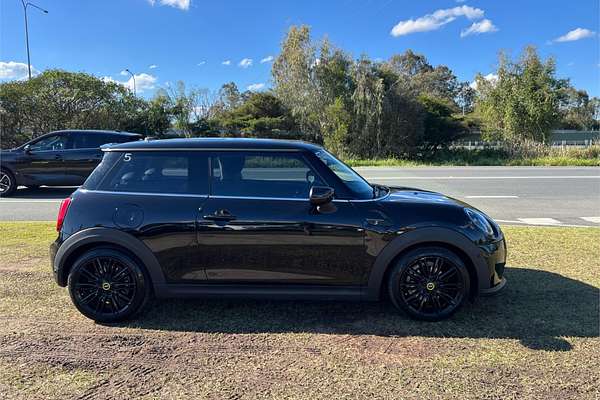 2021 MINI Hatch Cooper SE Classic F56 LCI-2