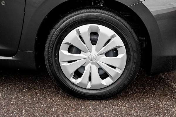 2025 Suzuki Swift Hybrid UZ