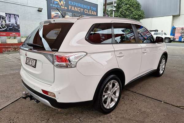2014 Mitsubishi Outlander ES ZJ