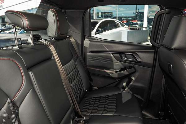 2025 Isuzu D-MAX