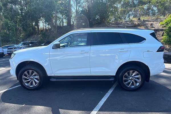 2023 Isuzu MU-X LS-U