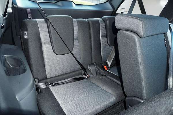 2025 Nissan X-TRAIL ST T33