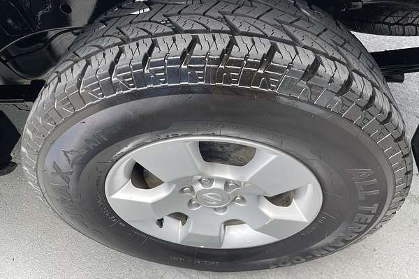 2010 Nissan Navara ST D40 4X4