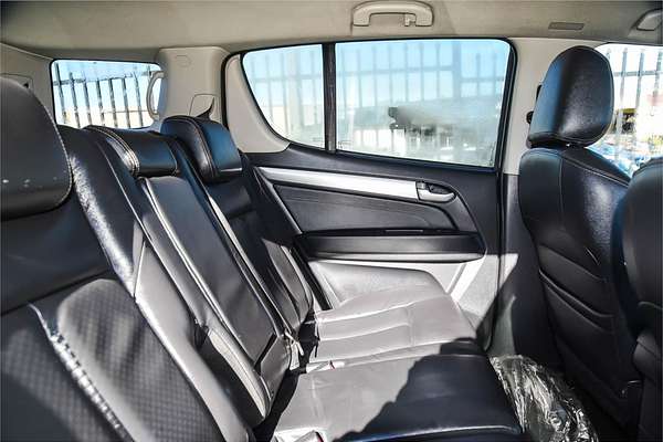2015 Isuzu MU-X LS-T