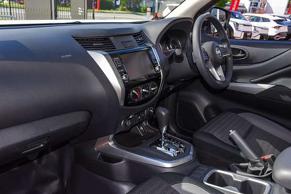 2024 Nissan Navara SL D23 4X4