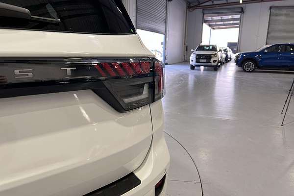 2025 Ford Everest Sport 2.0L