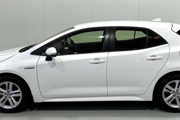 2020 Toyota Corolla Ascent Sport Hybrid ZWE211R