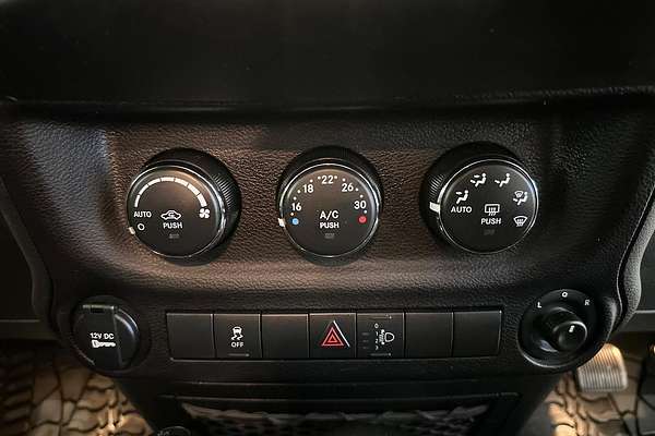 2018 Jeep Wrangler Unlimited Sport JK