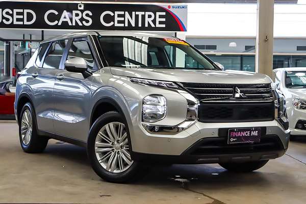 2024 Mitsubishi Outlander ES ZM