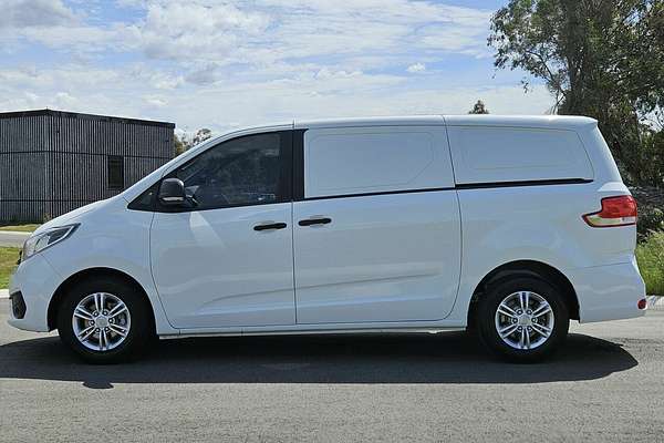 2021 LDV G10 Lift Door SV7C MY21