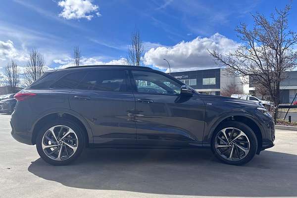 2025 Audi Q5 40 TDI Sport FY