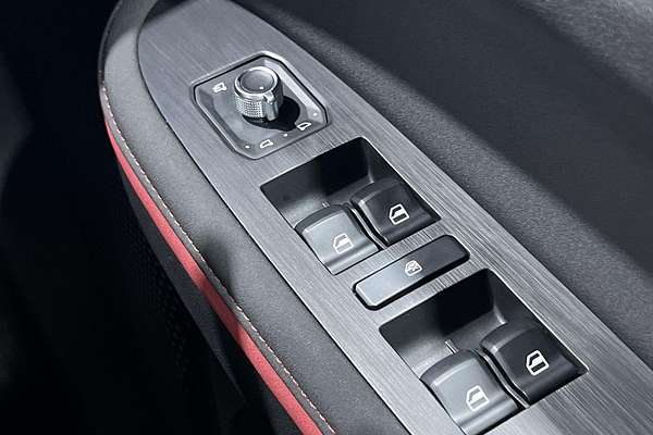 2025 GWM Ora GT ES11