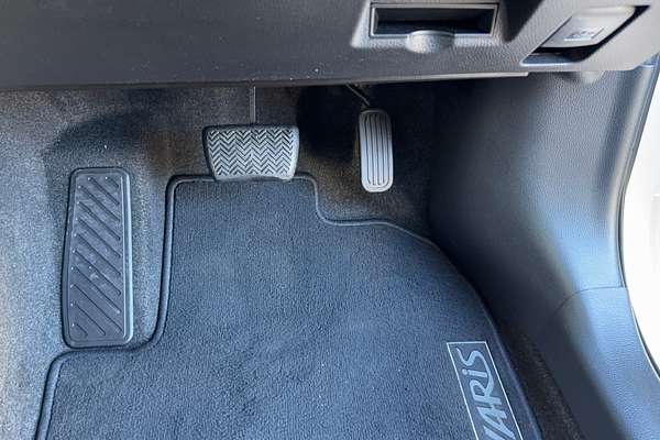 2024 Toyota Yaris Ascent Sport MXPA10R