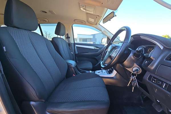 2016 Isuzu MU-X LS-U