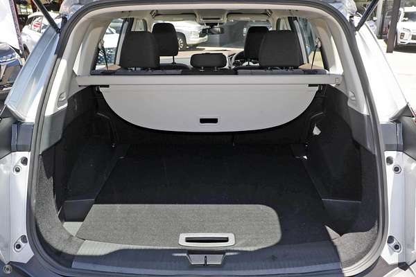 2025 Nissan X-TRAIL ST T33