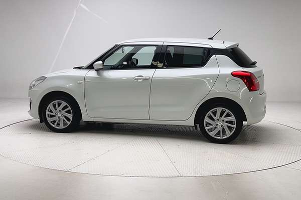 2022 Suzuki Swift GL Plus Special Edition AZ Series II thumb-5