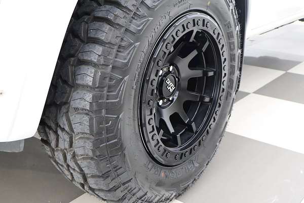 2021 Nissan Navara SL D23 Rear Wheel Drive