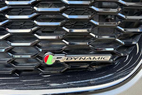 2021 Jaguar XE P300 R-Dynamic Black X760